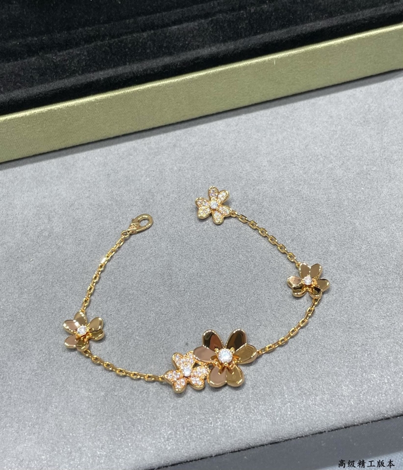 Vca Bracelets